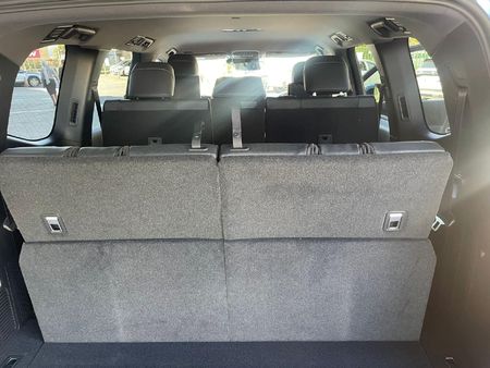 2024-Toyota-Land-Cruiser-300-V6-35-T-ZX_8