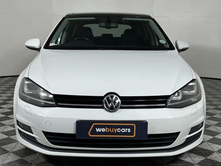2015-Volkswagen-Golf-VII-14-TSI-Comfortline-Auto_13