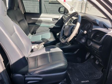 2021-Toyota-Hilux-24-GD-Single-Cab_8