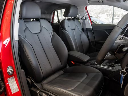 2024-Audi-Q2-35TFSI-Black-Edition_9