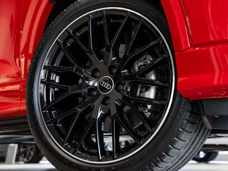 2024-Audi-Q2-35TFSI-Black-Edition_6