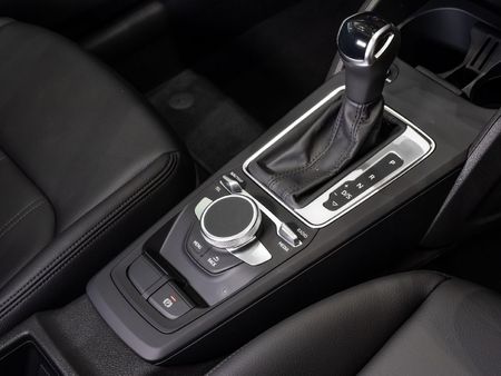 2024-Audi-Q2-35TFSI-Black-Edition_8
