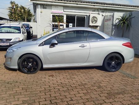 2011-Peugeot-308-CC-16-Auto_19