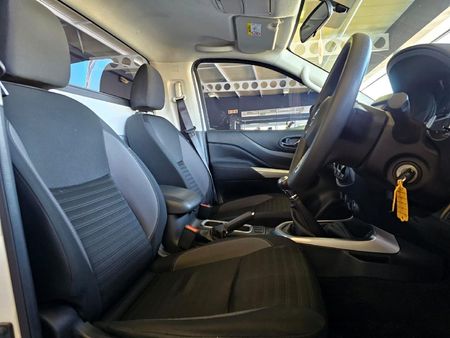 2023-Nissan-Navara-25-DDTi-SE-4X4-Single-Cab_16