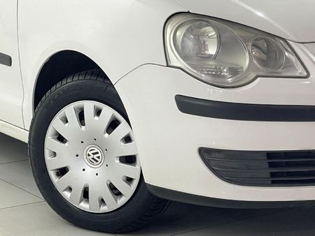 2006-Volkswagen-Polo-Classic-16-Trendline_1