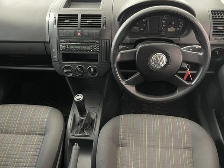 2006-Volkswagen-Polo-Classic-16-Trendline_7