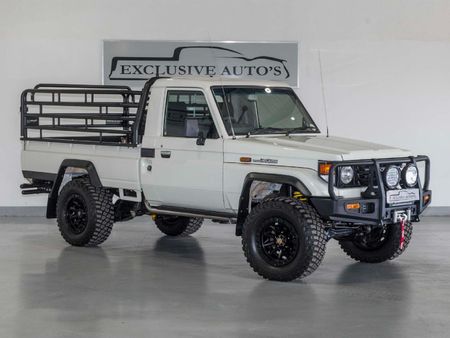 2000-Toyota-Land-Cruiser-70-42-Diesel-Single-Cab_0