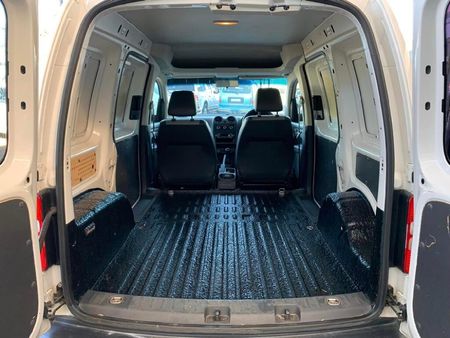 2017-Volkswagen-Caddy-16-TDI-55kW-SWB-Panel-Van_4