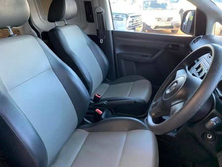 2017-Volkswagen-Caddy-16-TDI-55kW-SWB-Panel-Van_7