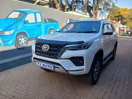 2019-Toyota-Fortuner-28-GD-6-4x4-Auto_0
