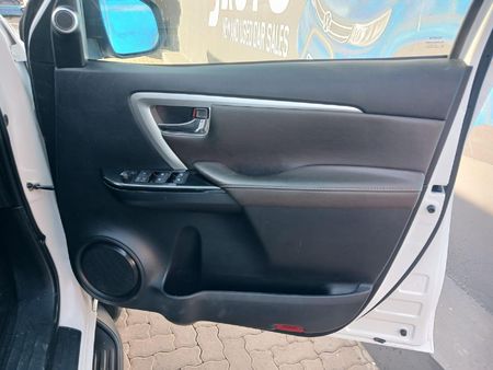 2019-Toyota-Fortuner-28-GD-6-4x4-Auto_9