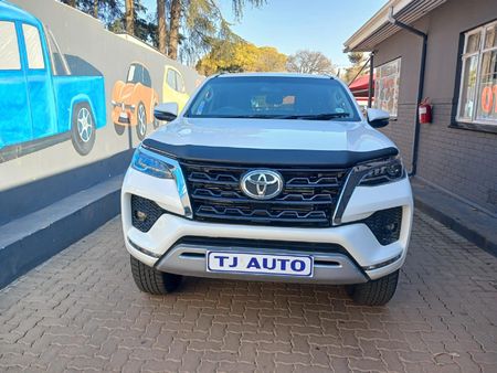 2019-Toyota-Fortuner-28-GD-6-4x4-Auto_1