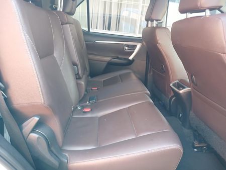 2019-Toyota-Fortuner-28-GD-6-4x4-Auto_8
