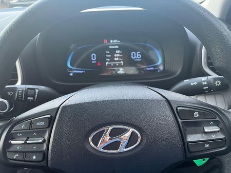 2024-Hyundai-Venue-12-Motion-Cargo-Panel-Van_9