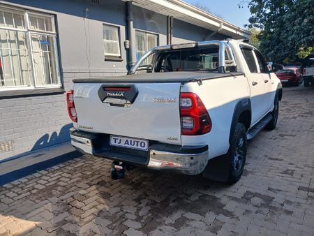 2022-Toyota-Hilux-24-GD-6-Raider-4x4-Double-Cab_4