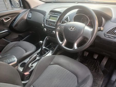 2015-Hyundai-ix35-20-Premium_9