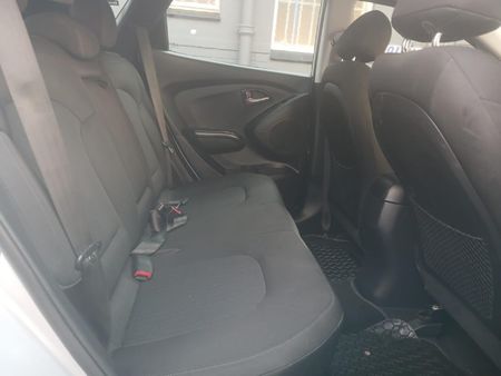 2015-Hyundai-ix35-20-Premium_11