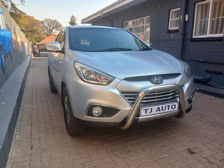 2015-Hyundai-ix35-20-Premium_1