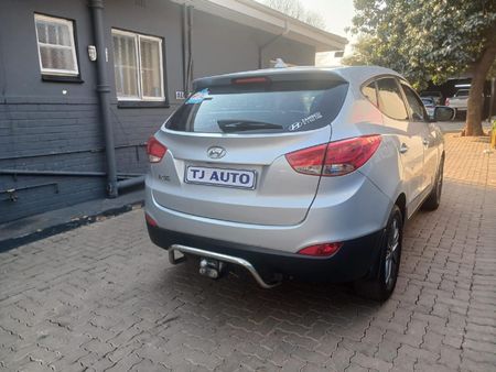2015-Hyundai-ix35-20-Premium_5