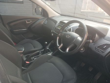 2015-Hyundai-ix35-20-Premium_7