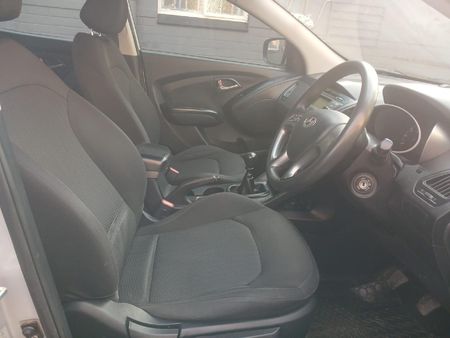 2015-Hyundai-ix35-20-Premium_8