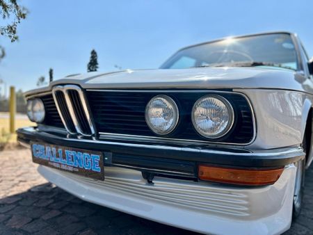 1982-BMW-5-Series-518i_7
