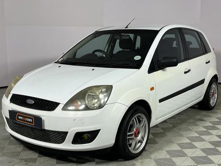 2008-Ford-Fiesta-14i-5-dr_0
