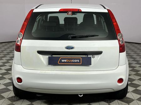 2008-Ford-Fiesta-14i-5-dr_15