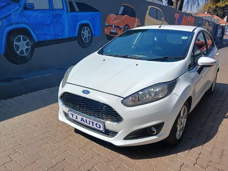 2015-Ford-Fiesta-14-Ambiente-5-dr_0