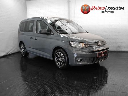 2022-Volkswagen-Caddy-Kombi-16i-7-seat_0