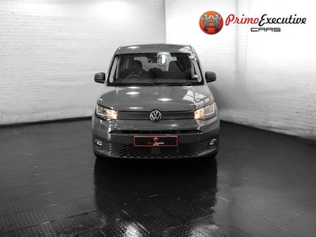 2022-Volkswagen-Caddy-Kombi-16i-7-seat_1