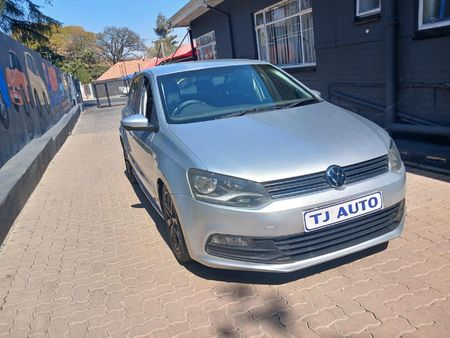 2020-Volkswagen-Polo-Vivo-14-Comfortline-5-dr_2