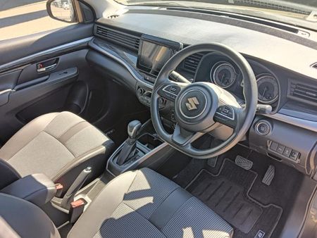 2026-Suzuki-XL6-15-GL-Auto_9