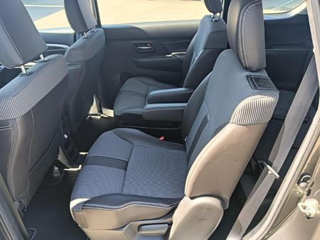 2026-Suzuki-XL6-15-GL-Auto_11