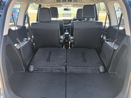 2026-Suzuki-XL6-15-GL-Auto_13