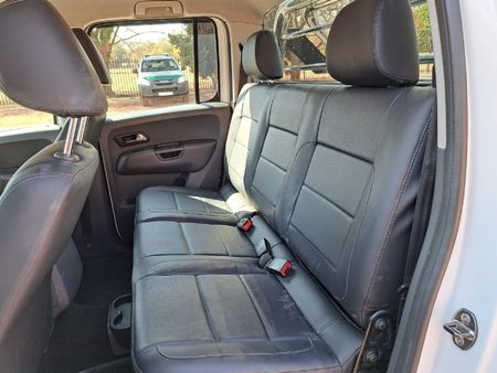 2015-Volkswagen-Amarok-20-TDI-Trendline-103kW-Double-Cab_10