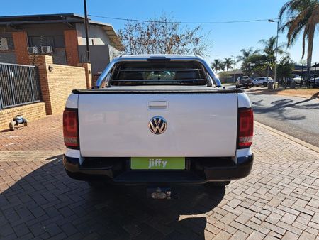 2015-Volkswagen-Amarok-20-TDI-Trendline-103kW-Double-Cab_4
