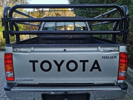 2009-Toyota-Hilux-27-VVTi-Raider-Raised-Body-Single-Cab_9