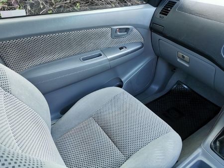2009-Toyota-Hilux-27-VVTi-Raider-Raised-Body-Single-Cab_18