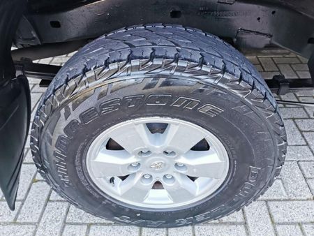 2009-Toyota-Hilux-27-VVTi-Raider-Raised-Body-Single-Cab_24
