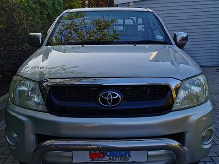 2009-Toyota-Hilux-27-VVTi-Raider-Raised-Body-Single-Cab_8