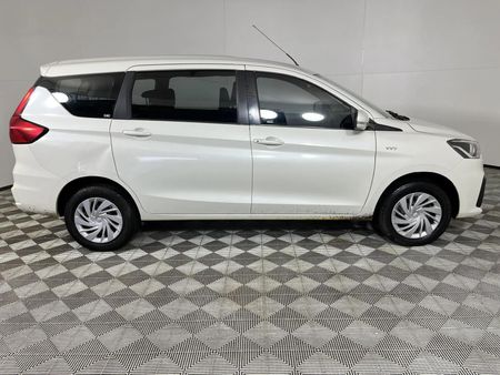2022-Toyota-Rumion-15-SX_11