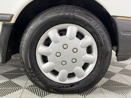1990-Ford-Sapphire-20-GL_5