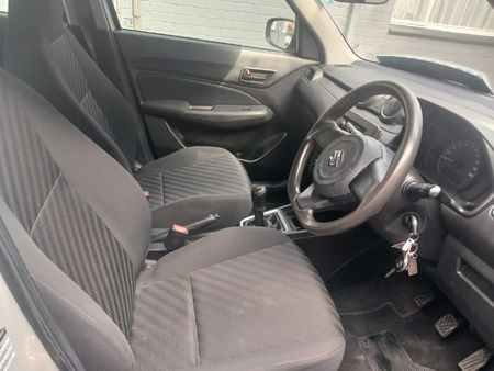 2019-Suzuki-Swift-12-GL_9
