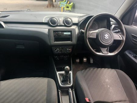 2019-Suzuki-Swift-12-GL_10