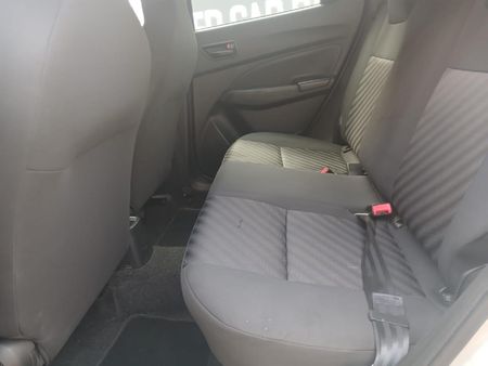 2019-Suzuki-Swift-12-GL_11