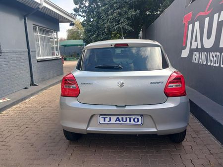 2019-Suzuki-Swift-12-GL_5