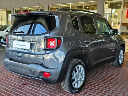 2022-Jeep-Renegade-14-TJet-Limited-Auto_12