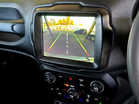 2022-Jeep-Renegade-14-TJet-Limited-Auto_18