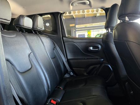 2022-Jeep-Renegade-14-TJet-Limited-Auto_8